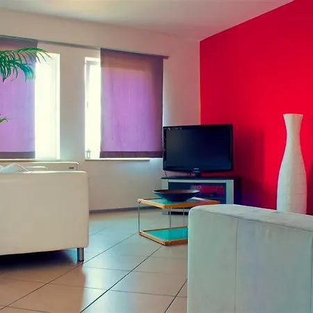 Alexandra 5